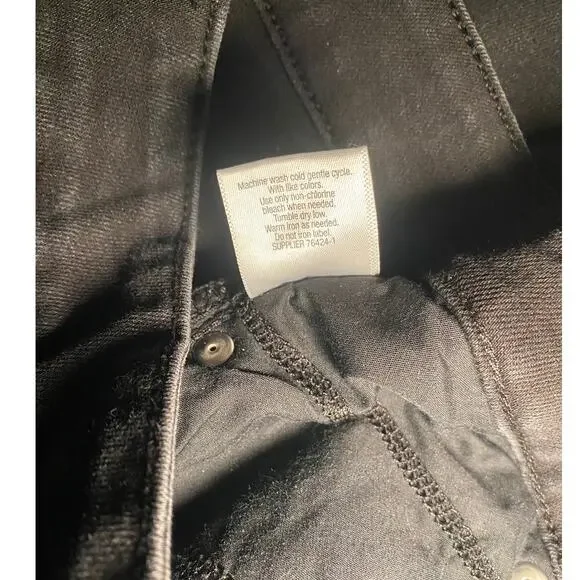 St. John's Bay - Black Straight Leg Jeans - Size 8 - Picture 8 of 10